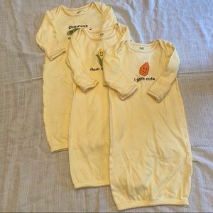 💙 4/$20 💙 3-Pack of Sleeping Gowns